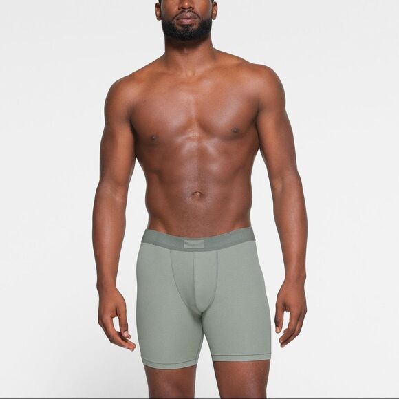 Skims boxer Brief 5” inseam 3 pack Lt Heather Grey/Blk/gunmetal Nwt in box - Picture 1 of 6